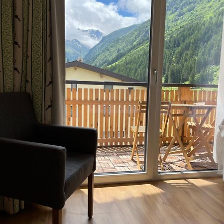 Pension Anna Sankt Leonhard im Pitztal Esterno foto